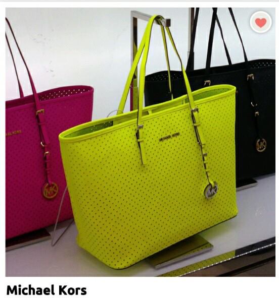 <center>MICHAEL Michael Kors Handbag, Jet Set Medium Travel Tote